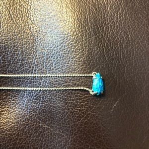 Extra pictures to Kendra Scott blue and gold